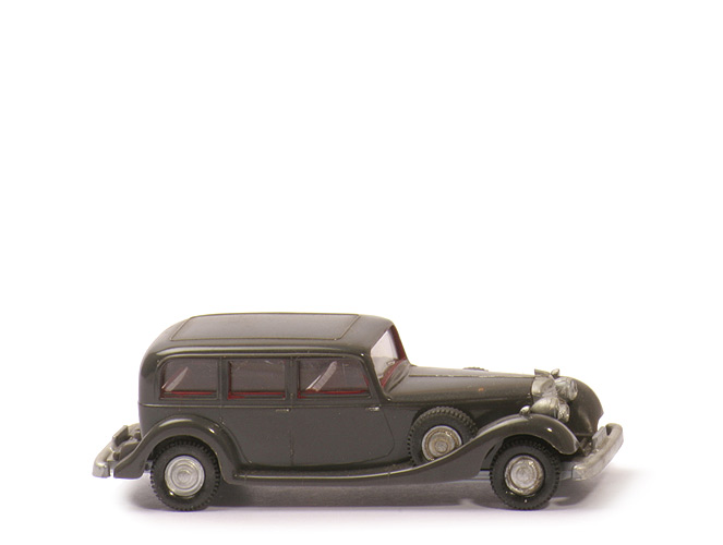 Horch 850 - anthrazit, IE lichtgrau, BP Berlin-W - 825/1a