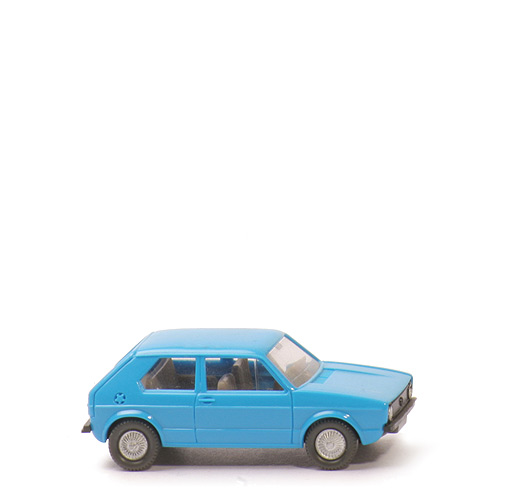 VW Golf I 2-türig - himmelblau, Grill glatt - 45/1d