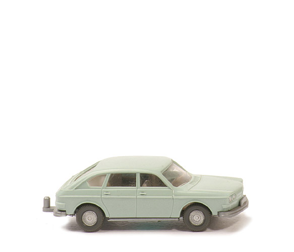 VW 411 - Doppelscheinwerfer, lichtgrün, m. Zugh. - 46/5e