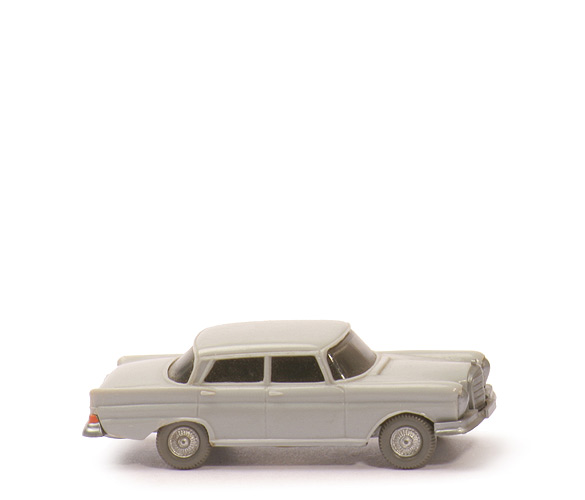 Mercedes 220 S - silbergrau, BP WM - 140/6a