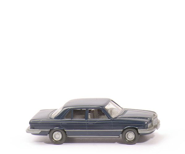Mercedes 450 SE - stahlblau - 151/1g