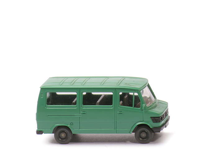 MB 207 D Kombiwagen - unbeschriftet, grün - 282/1b