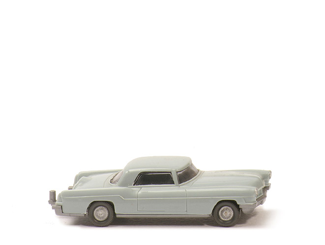 Ford Continental - hellblaugrau, BP "WM 21 GERMANY", m. Zughaken - 210/4h