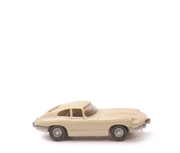 Jaguar E - hellelfenbein, m. Lkr - 22/2c
