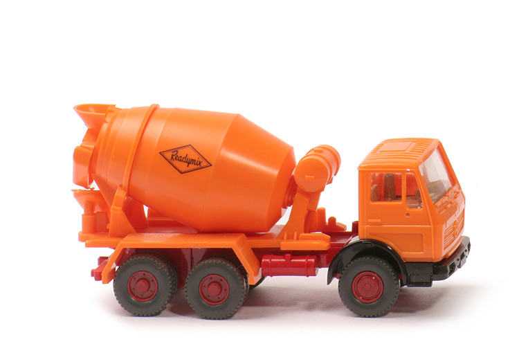 MB 2224 Betontransport - Readymix (Schreibschrift), CH rot, Grill integriert - 682/1
