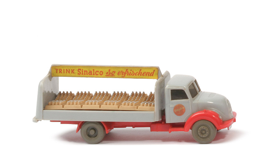 Magirus Sirius Getränkewagen  - "TRINK Sinalco", m. Kupplung, Chassis  blassrot - 561/4a