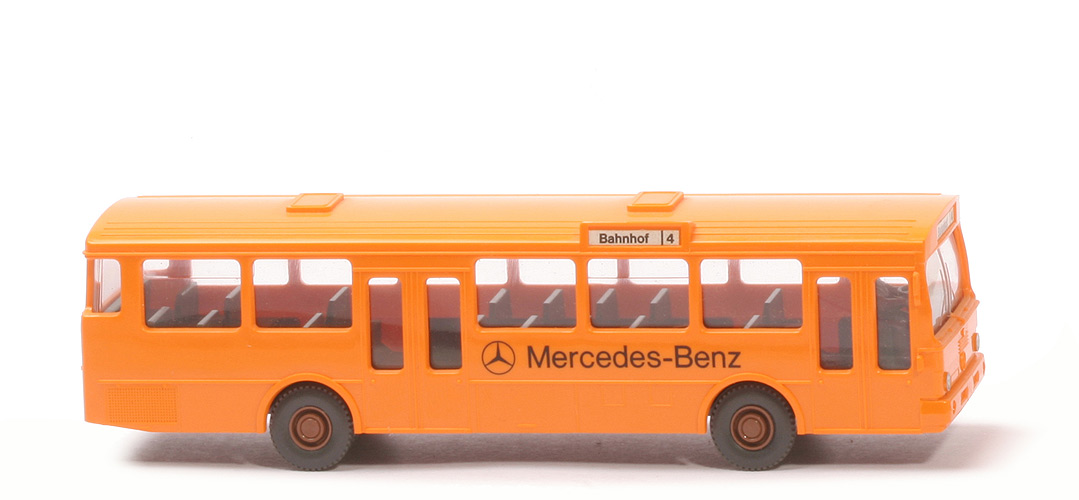Stadtbus MB O 305, Mercedes-Benz - Bahnhof | 4, orangegelb, ohne Stift - 701/2d