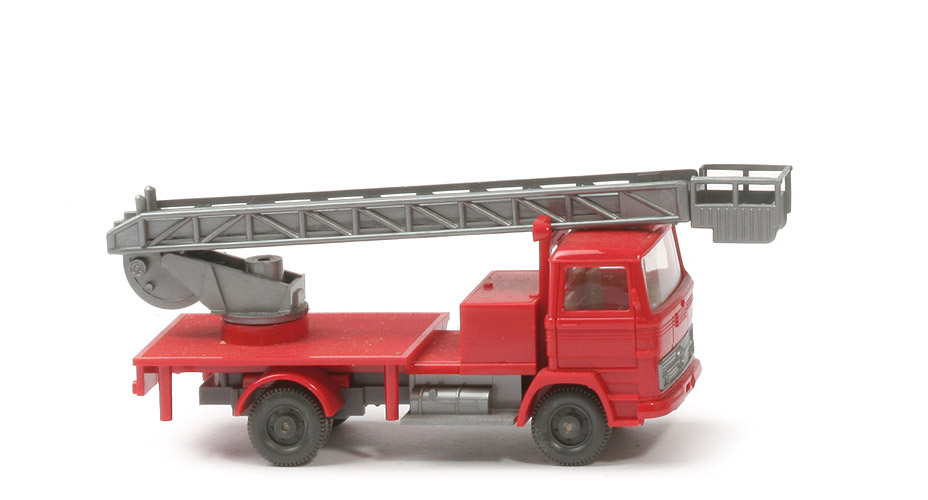MB LP 1317 Hebebühnenwagen - rot, m. Spiegel und m. Lkr - 644/3c