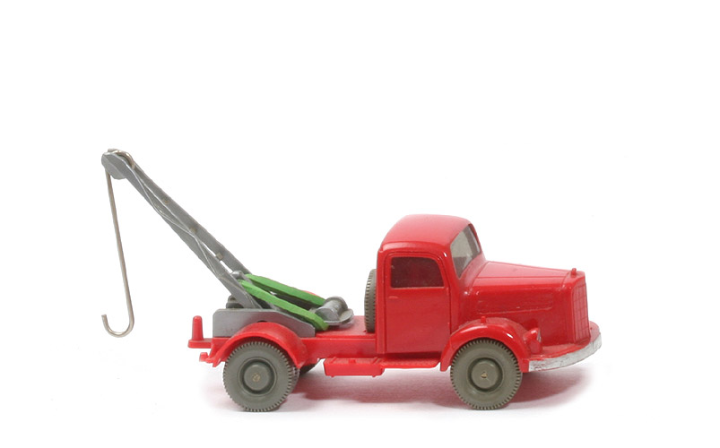 MB L 3500 S  Abschleppwagen o. Gelblicht - AH offen, CH rot, m. Blinker - 630/11a