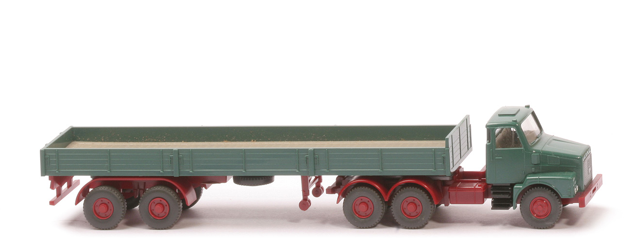 Volvo N 10 Pritschen-Sattelzug - patinagrün/ hellbraunrot - 519/4