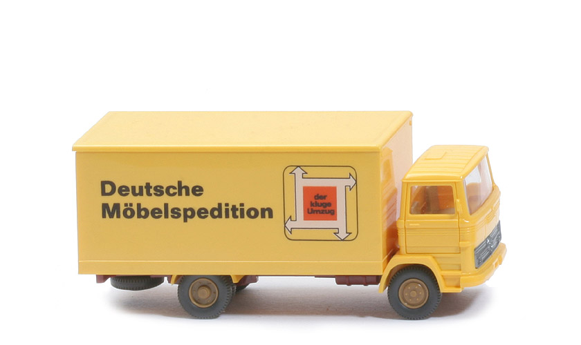 MB LP 1317 hoher Koffer - Deutsche Möbelspedition, ohne Lkr, mit Spiegeln - 435/6 ?