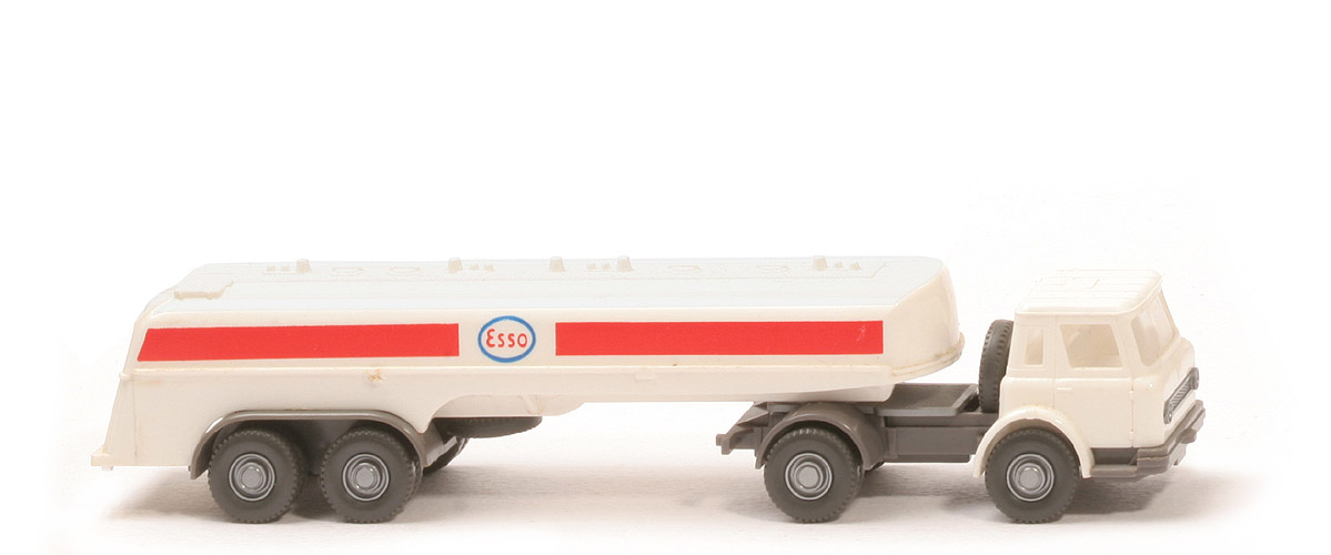 IH Esso Tanksattel - Hecklogo 8mm - 806/2a