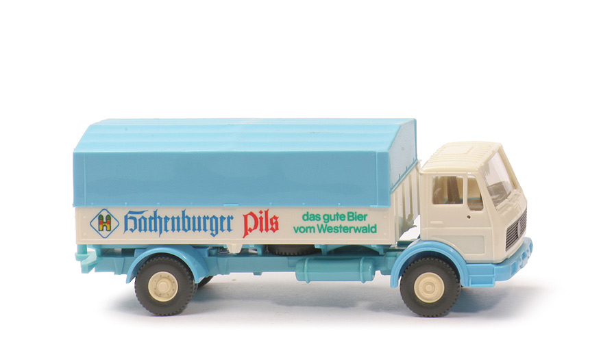 MB 1617, Hachenburger - weiß/hellblau/helladriablau - Hachenburger