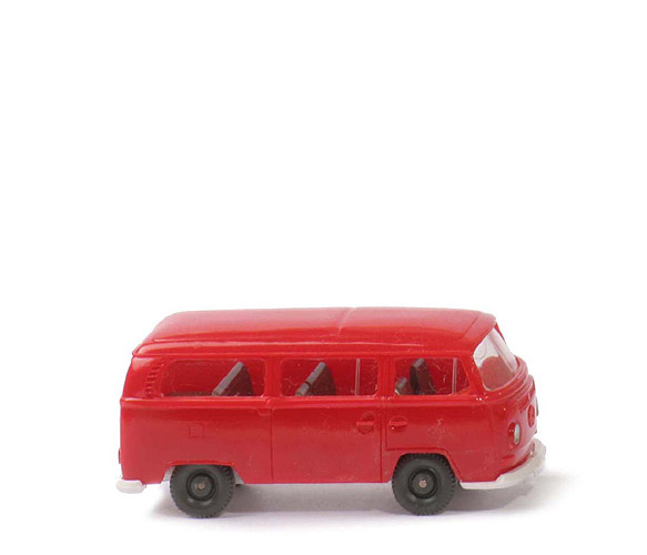 VW T2 Bus - helles (glasiges) rot, mit Sitzen - 315/2d