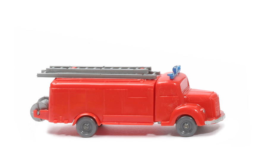 MB L 3500 uv Alter Spritzenwagen - Blaulichtleiste, Boden geschlossen, orangerot - 610/10