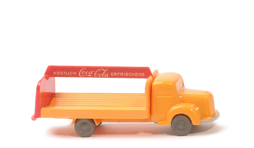 MB L 3500 uv Getränkewagen Coca-Cola - chromgelb - 560/1b