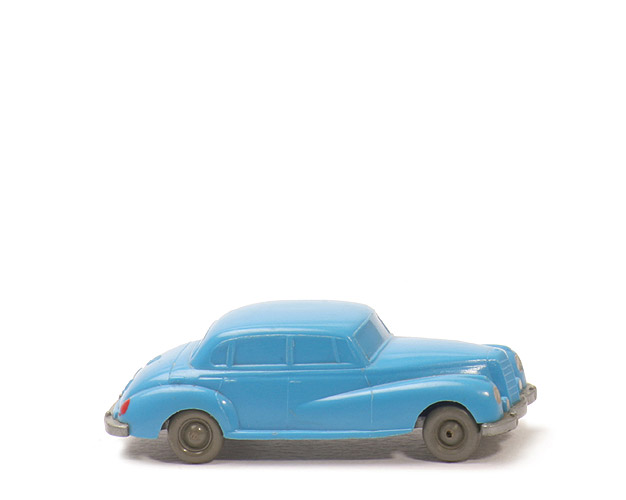 Mercedes 300 uv - lichtblau - 150/1n