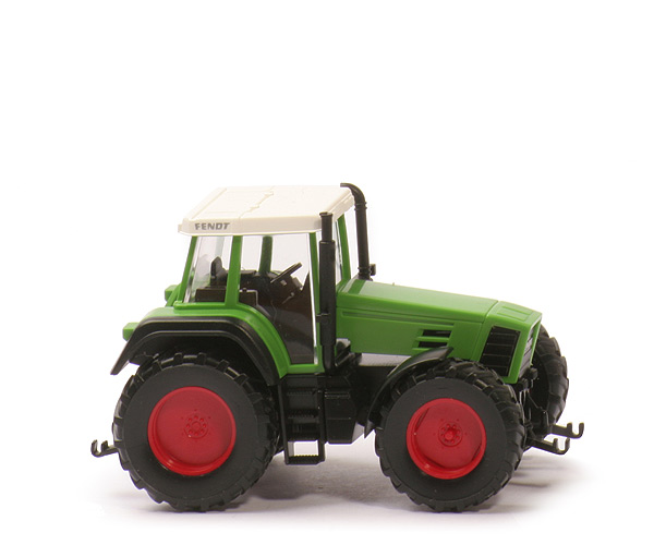 Fendt Favorit 926 - gelbgrün - 379/1a