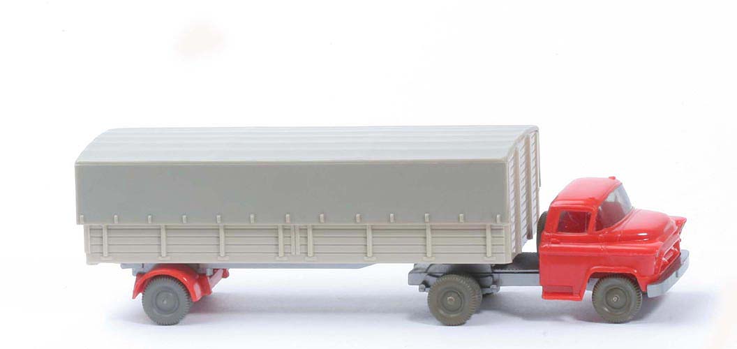Chevrolet Alter Pritschen-Sattelzug - FH. blassrot, Aufl. hellelfenbein - 510/7b