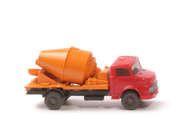 MB  1413 Betontransporter  - gelborange, Räder 11 mm - 532/10b