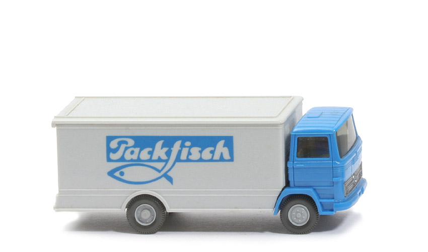 MB LP 1317 flacher Koffer - Packfisch, FH himmelblau, Koffer altweiß - 436/12d