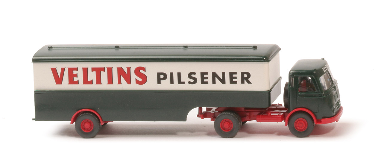 MB LPS 332 Pullman - Großer Koffer-Sattelzug (2002) - "Der Veltins-Fuhrpark in den 50er Jahren" - Veltins (13)
