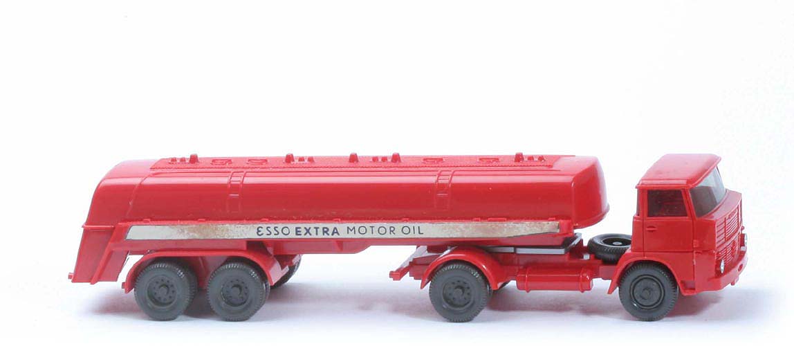 Henschel HS 16 Esso Tank-Sattelzug - Bolzen stark - Fläche glatt - 790/16