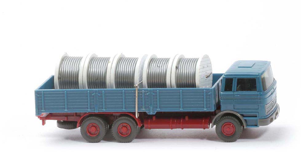 MB LP 2223 mit Kabelrollen - o. Nordkabel, Trommel weiß, Kabel silbern - 433/1c