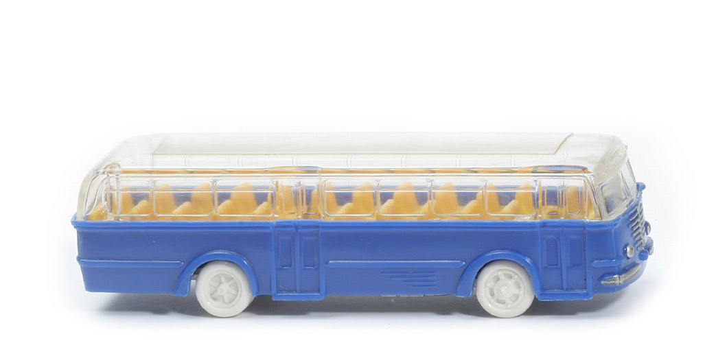 Büssing Trambus - alte Form, Fenster gerundet, ultramarin - 720/2 ?