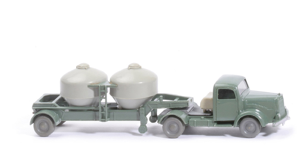 MB L 5000 S Zementsattelzug - dunkelresedagrün, AH geschlossen, WM im Kreis - 530/3?