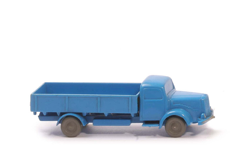 MB L 5000  uv Pritschen-LKW - FH, CH, PR himmelblau - 430/7 ?