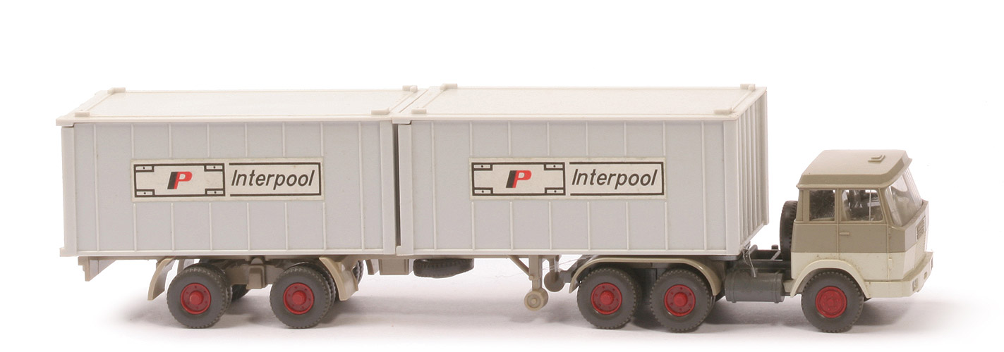 Hanomag-Henschel Container-Sattelzug - Interpool 2 x 20 ft , altweiß - Interpool (1) ~