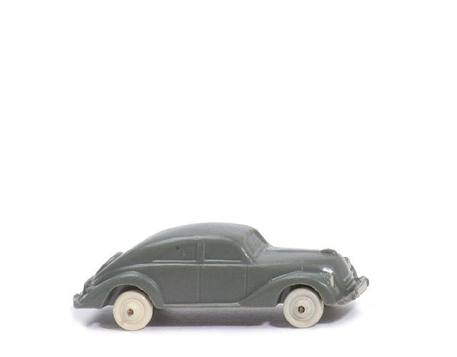 Schräghecklimousine, flache Haube - zementgrau - 29/4p