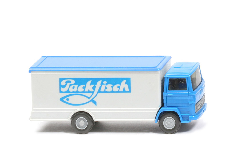 MB LP 1317 flacher Koffer - Packfisch, FH himmelblau, Koffer altweiß, Kofferdach signalblau - 436/12e