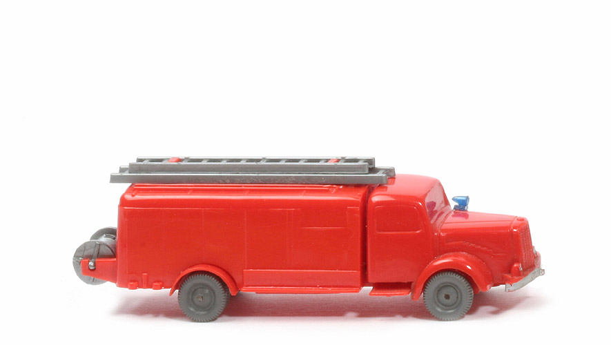 MB L 5000 uv Alter Spritzenwagen - Einzelblaulicht, orangerot - 610/14