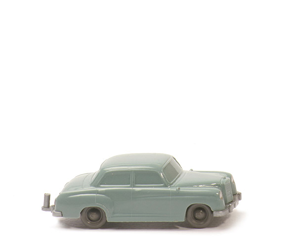 Mercedes 180 uv - grünblau - 220/1m