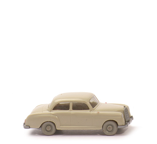 Mercedes 180 Da - Schmalkühler, hellgelbgrau - 220/2a