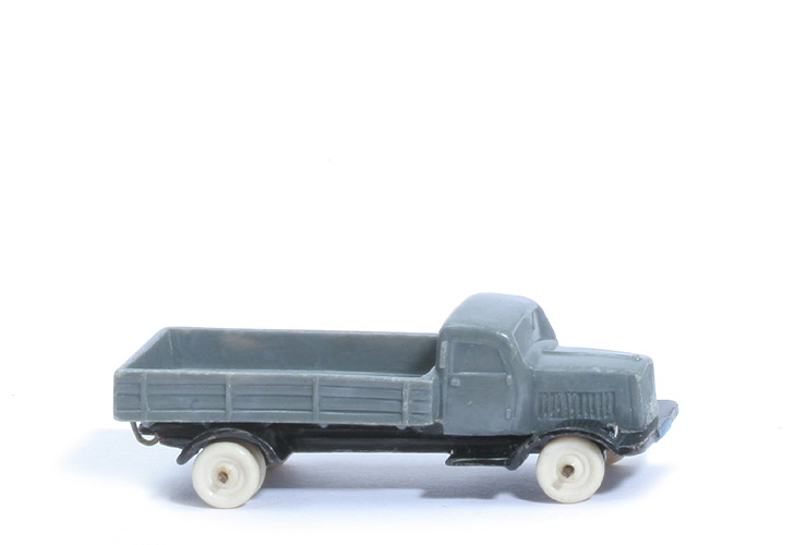 Mercedes Diesel (Typ 1) - Aufbau mischgrau, CH schwarz, Stoßst. geschlossen, Pritsche verbrettert - 40/5f