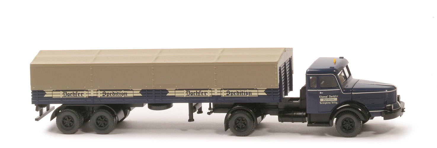 Krupp Titan (neue Form)  Pritschen-Sattelzug (2007) - Dachser - nicht erfasst