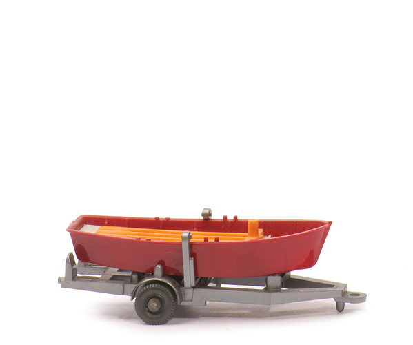 Ruderboot auf Anhänger - Boot weinrot, Sitze altweiß, Anhänger silbern - 94/1k~