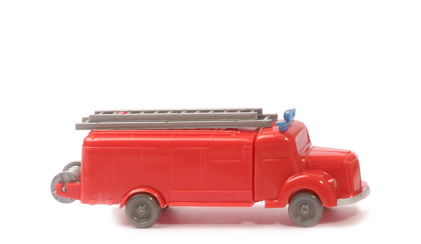 MB L 3500 uv Alter Spritzenwagen - Blaulichtleiste, Hohlboden, orangerot - 610/9b