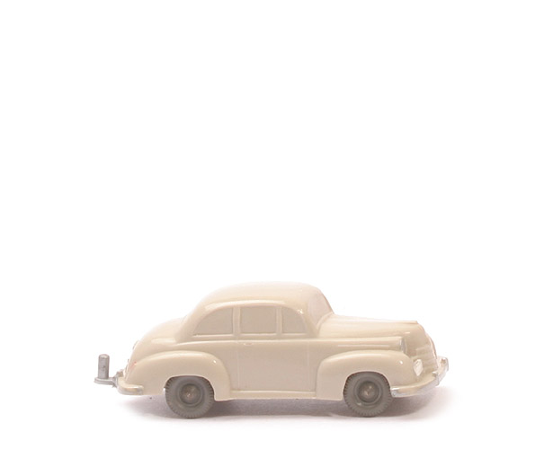 Opel Olympia 1951 mit Bodenplatte - hellelfenbein - 90/2r~