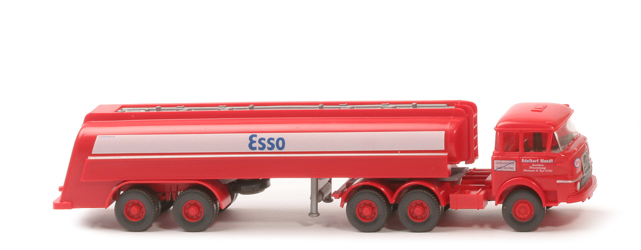 Krupp 806 Tanksattelzug 3/2 (2011) - PMS: "Adalbert Wandt" - nicht erfasst