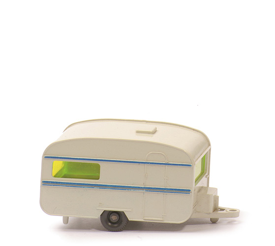 Wohnwagen Knaus - perlweiß, 3 Stützen, Streifen enzianblau - 91/2b