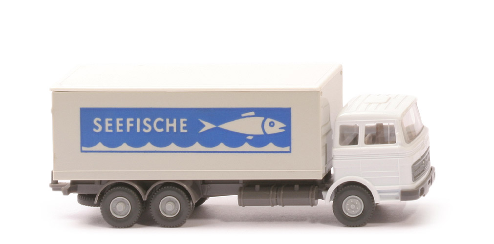 MB LP 2223 Koffer-LKW - Seefische, weiß, Koffer grauweiß - 450/13e