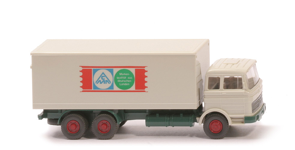 MB LP 2223 Koffer-LKW - FH grauweiß, CMA (Messemodell) - 450/16 ~