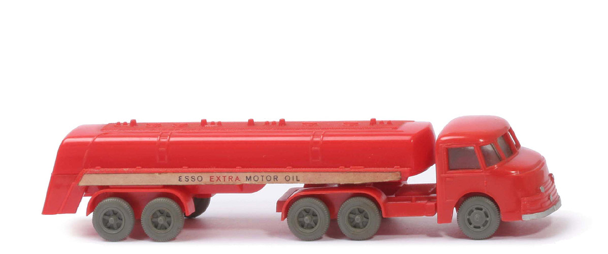Henschel Bimot Esso Supertankwagen - verglast, AH geschlossen, Schrift 34 mm mager - 790/3c
