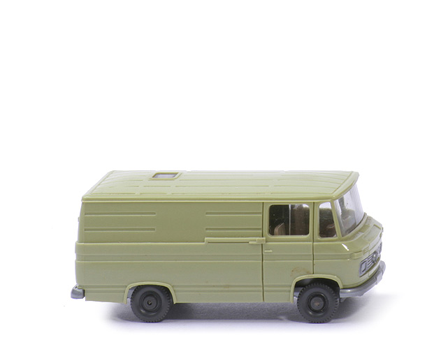 MB L 406 Kasten - lindgrün, m. Lkr, CH silbern - 270/4h