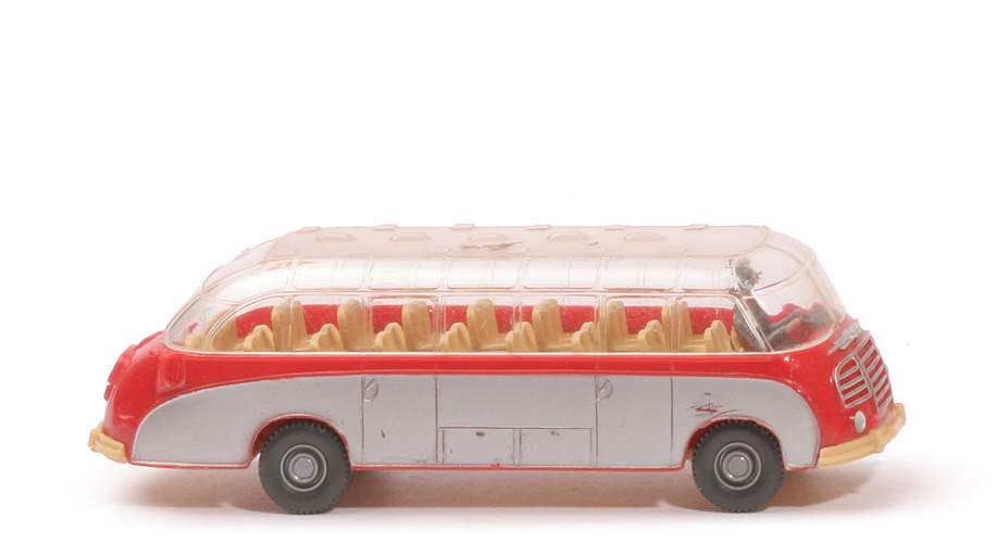 Setra-Bus - orangerot, Bodenprägung WM - 73 - Germany - 730/8c