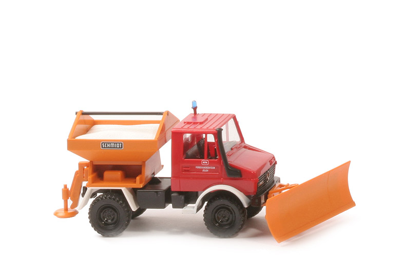 Unimog U 1700 mit Schneepflug (2008) - PMS: "Edition Historica No. 10 – ... Unimog ... Feuerwehr" - nicht erfasst